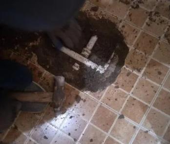 思明卫生间漏水维修公司为您分享下卫生间渗水如何处理及注意事项